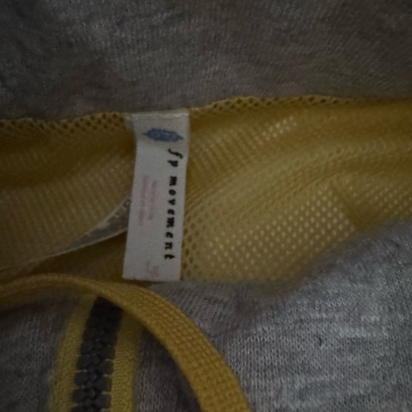 NEW Free People Movement LARGE Moonlight Reflective Jack Jacket Gold Crop - Picture 10 of 10